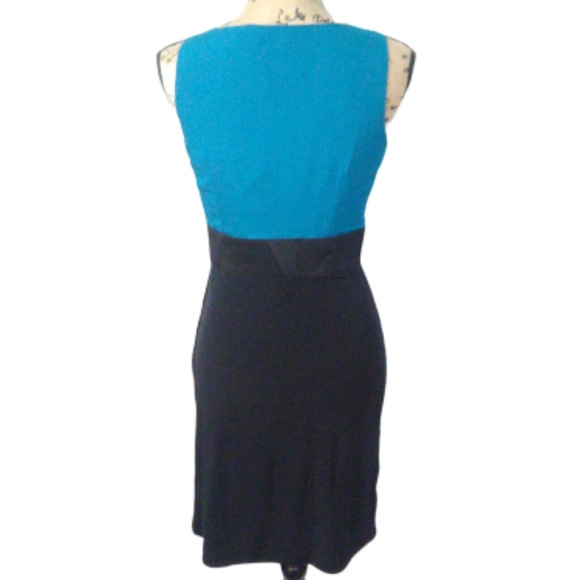 💛 New York & Company Sleeveless Dress - Picture 2 of 7